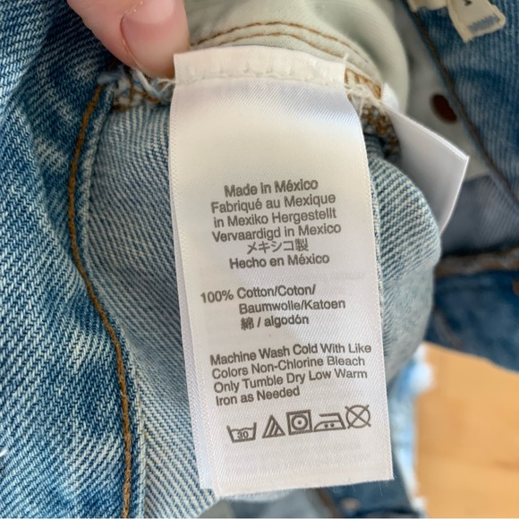 Madewell Relaxed Denim Shorts Cut Offs Jean  Light Wash Button Fly Size 30 - Picture 8 of 10